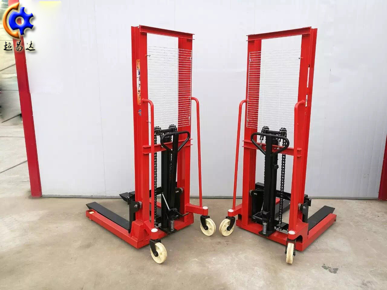 <b>手動液壓堆高車</b>